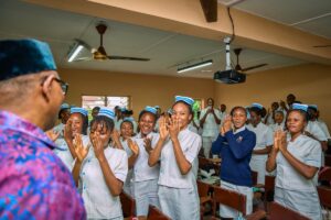 Obi Donates ₦10m to College of Nursing Sciences in Oyo 3 HPC9RFwXAAAZxxc