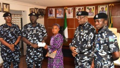 Police Welfare: Lagos CP Presents ₦89.2m Cheques to Families of Deceased Officers 2 HSg92SVXAAAGQkh